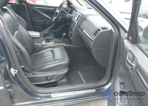 2008 Chrysler 300C Hemi из США, поврежденный, VIN 2C3KA63H28H140346